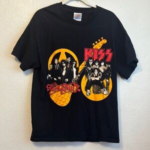 RARE VINTAGE AEROSMITH AND KISS BLACK SHORT SLEEVED SHIRT TOUR 2003-2004